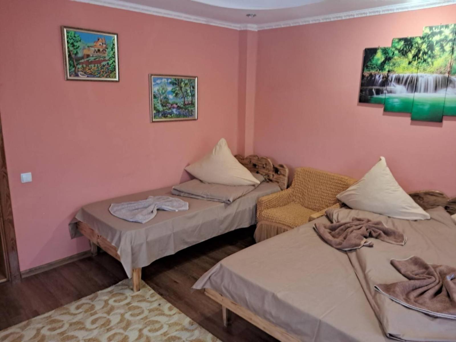 Садиба" У Василя" Bed & Breakfast Volovets Room photo