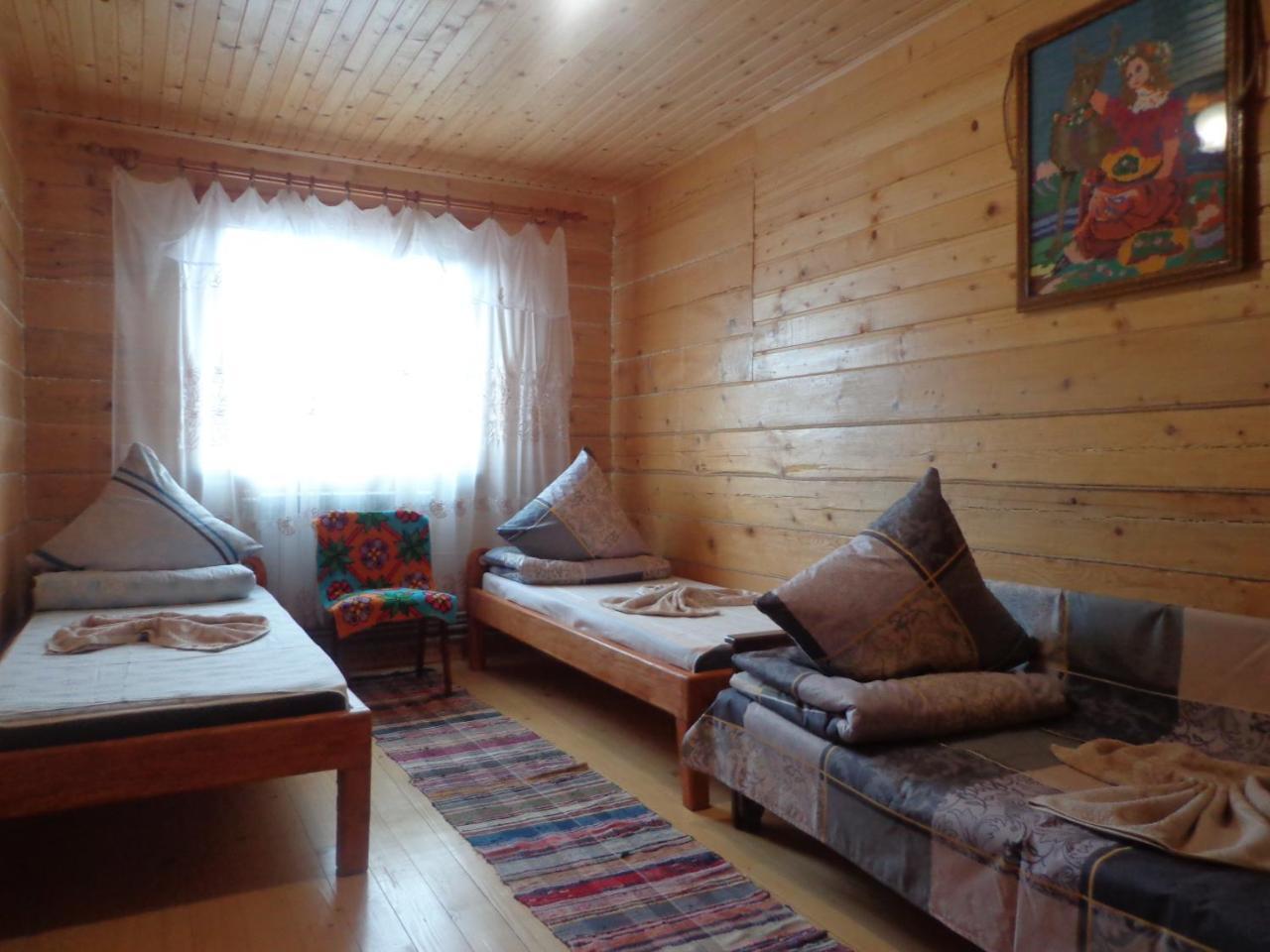 Садиба" У Василя" Bed & Breakfast Volovets Exterior photo